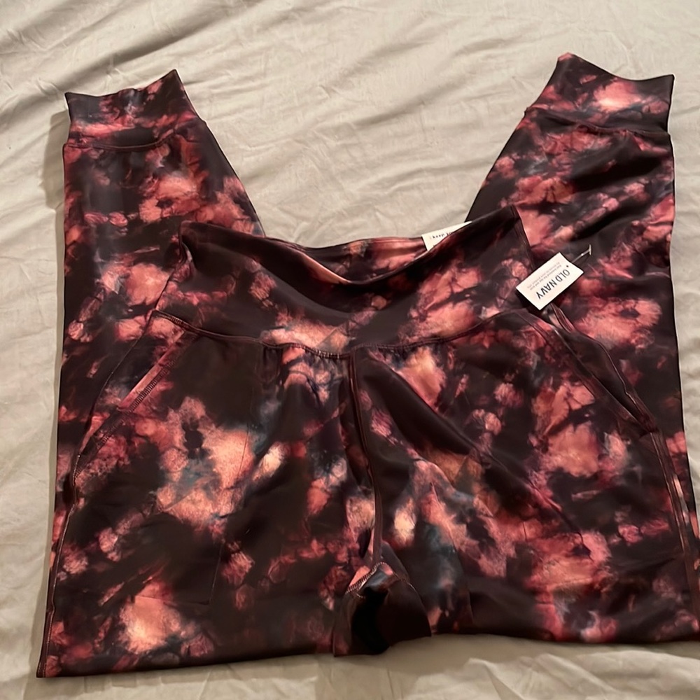 Old navy power soft joggers!